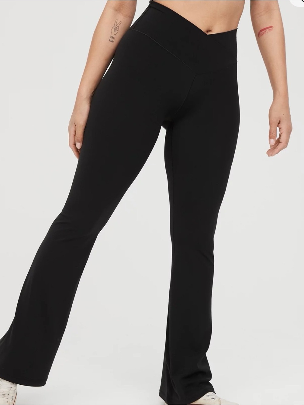 Aerie Offline Real Me Flare Leggings Women’s Size Large Crossover Waist Stretch